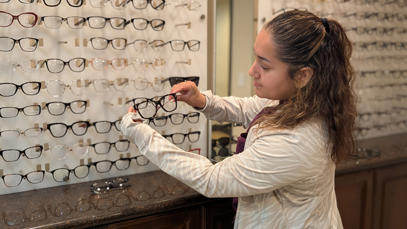 Quality eye care and eyewear in Costa Mesa CA